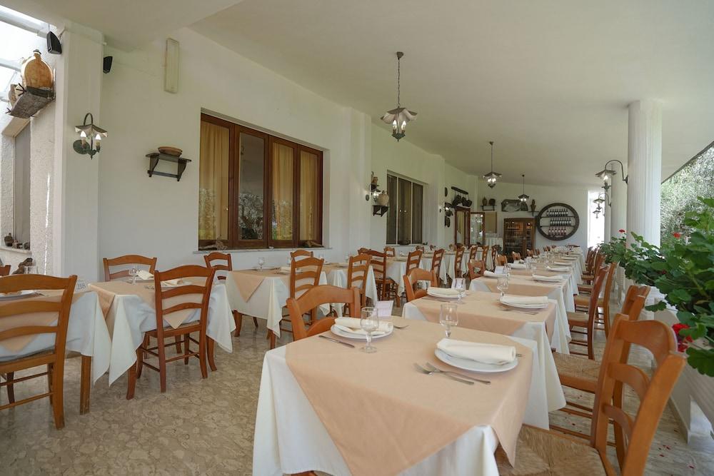 Hotel Residence Costa Azzurra Capo Vaticano Exterior photo